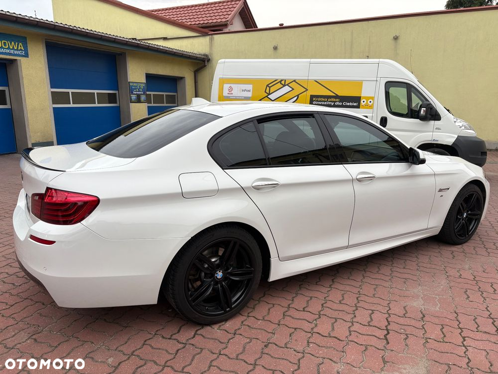 BMW Seria 5 525d xDrive - 7
