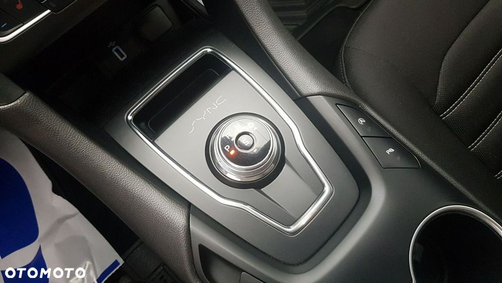 Ford Mondeo - 24