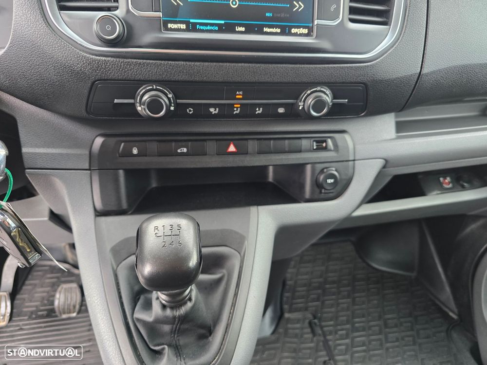 Peugeot Expert 2.0 BlueHDi L2H1 Premium Standard - 25