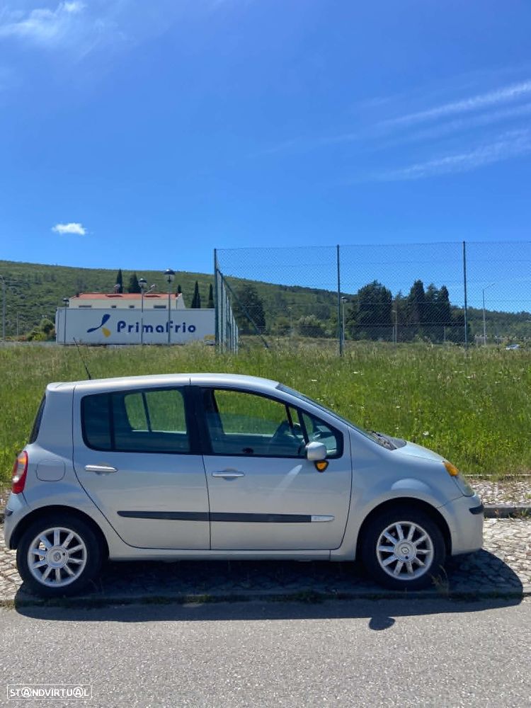 Renault Modus 1.5 dCi Confort - 8