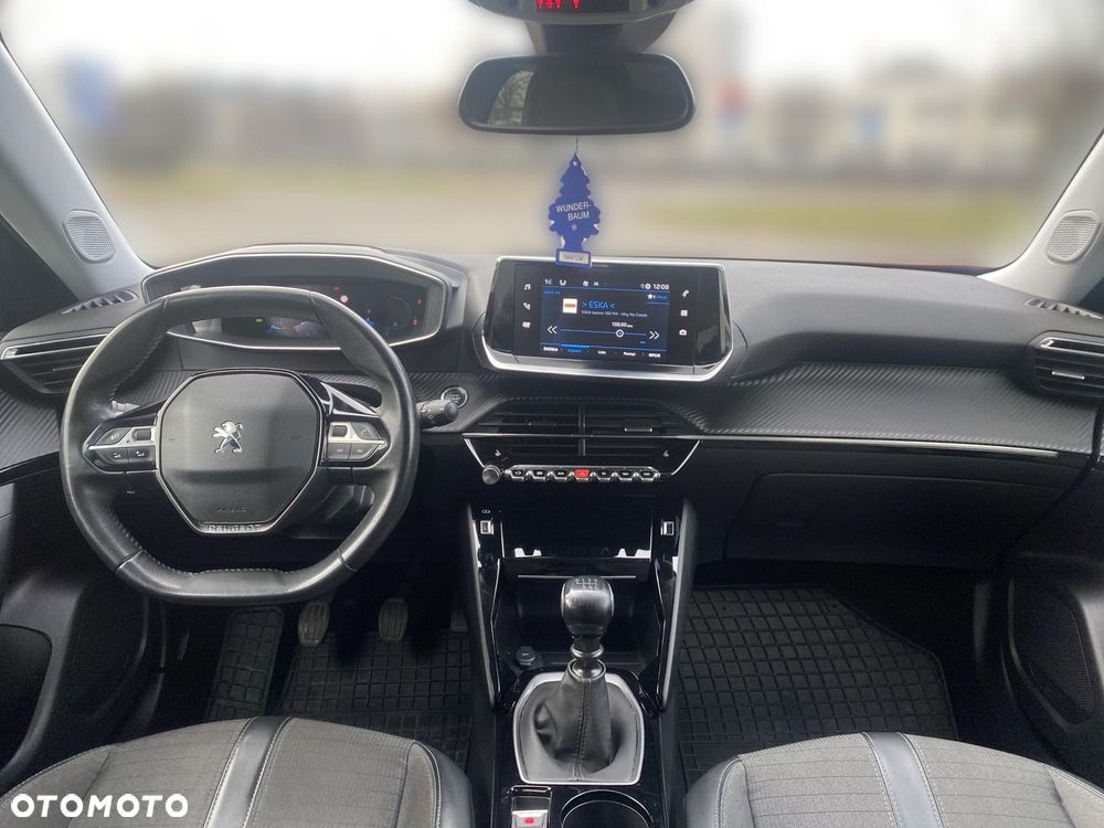 Peugeot 2008 1.2 PureTech GT Line S&S - 4