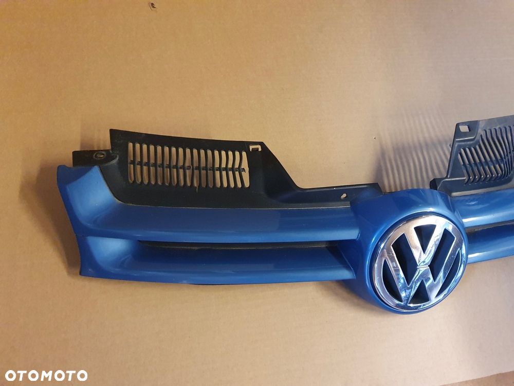 GRILL ATRAPA VW GOLF 5 V KOD LB5P - 2