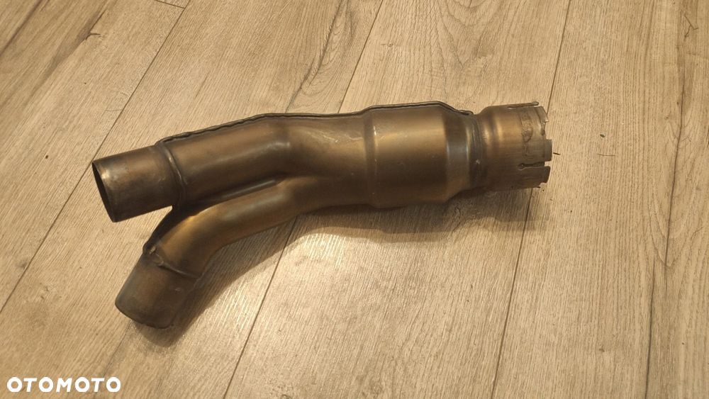 EU KOLEKTOR ROZDZIELACZ WYDECHU YAMAHA R1 RN12 - 2