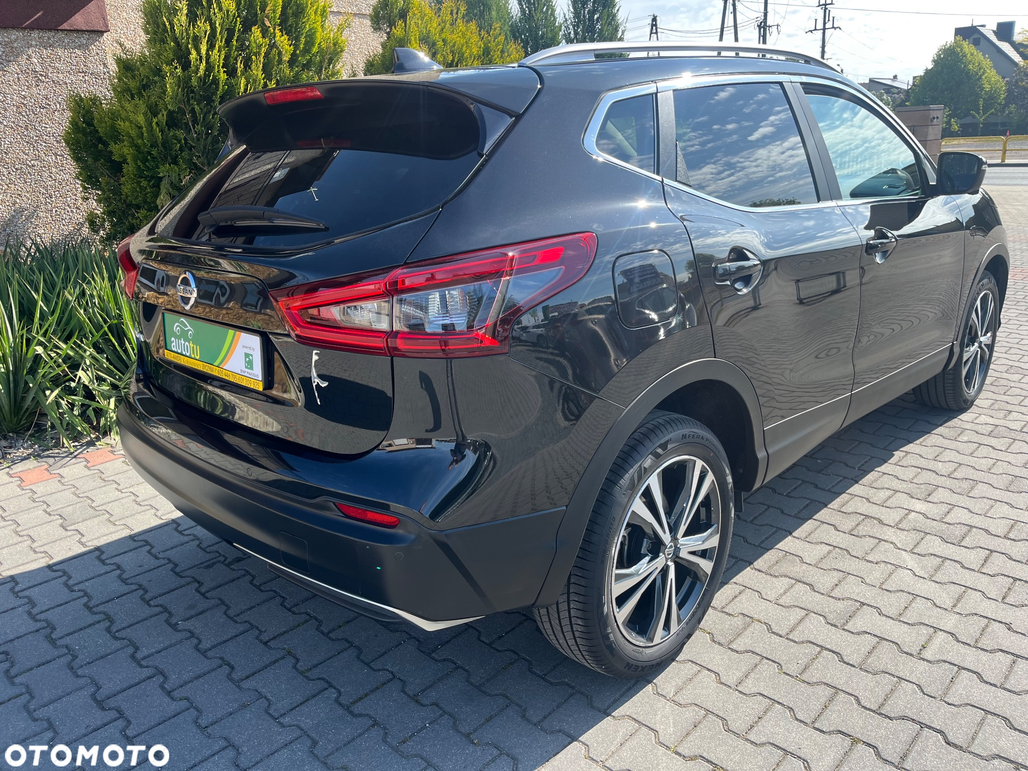 Nissan Qashqai 1.2 DIG-T Xtronic TEKNA+ - 3