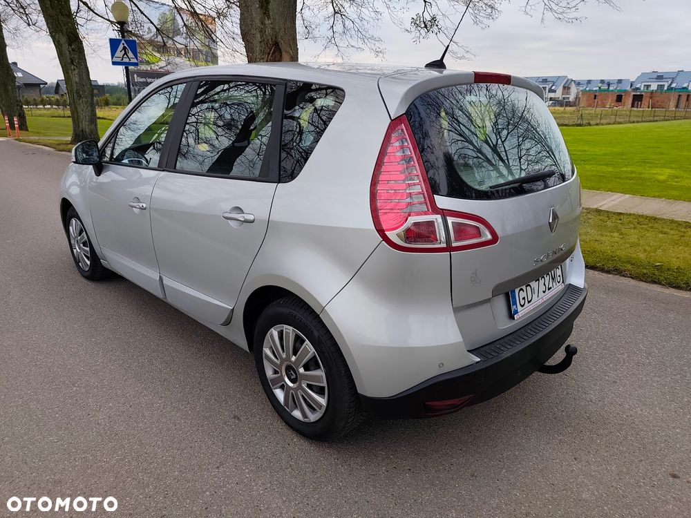 Renault Scenic 1.9 dCi Privilege - 5