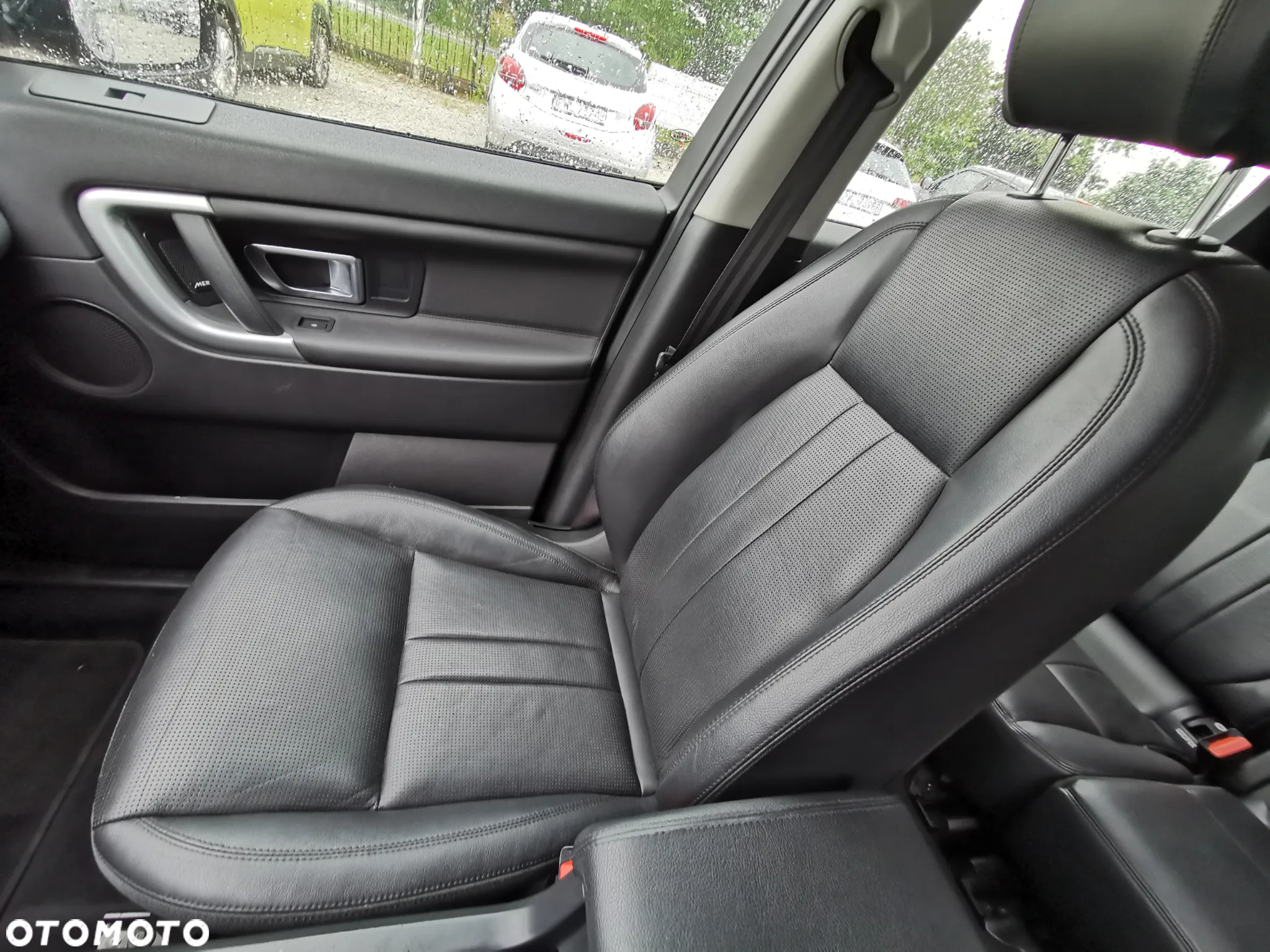Land Rover Discovery Sport 2.0 TD4 HSE Luxury - 22