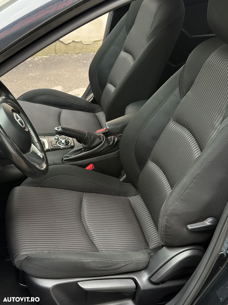 Mazda 3 - 23