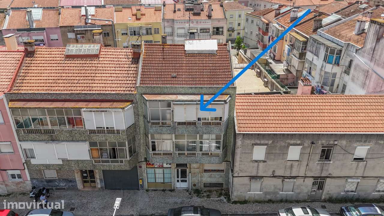 Investimento: Apartamento T1 à venda na Rua Henrique Nogueira, Amadora - Grande imagem: 3/23