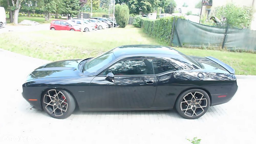 Dodge Challenger Automatik R/T Plus - 12