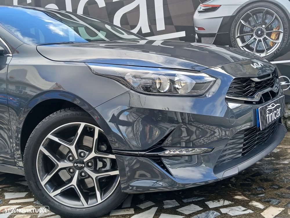 Kia Ceed SW 1.6 CRDi MHEV Dynamic - 4