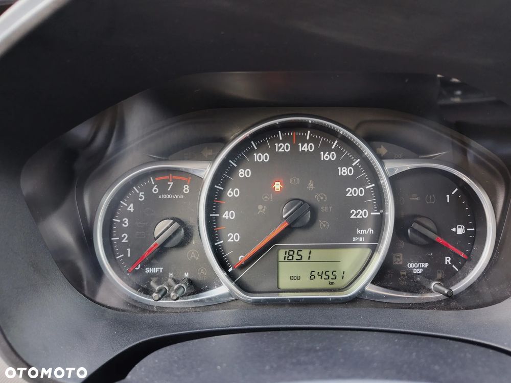 Toyota Yaris 1.33 Business Edition - 19