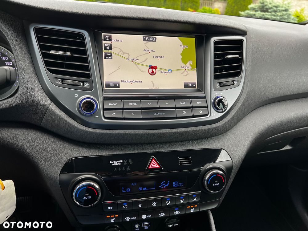 Hyundai Tucson blue 1.6 GDi 2WD Navi - 18