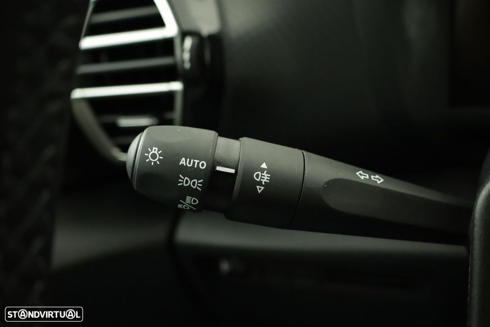 Citroën C4 1.2 PureTech Max EAT8 - 16