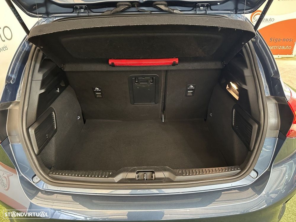 Ford Focus 1.0 EcoBoost MHEV ST-Line - 13