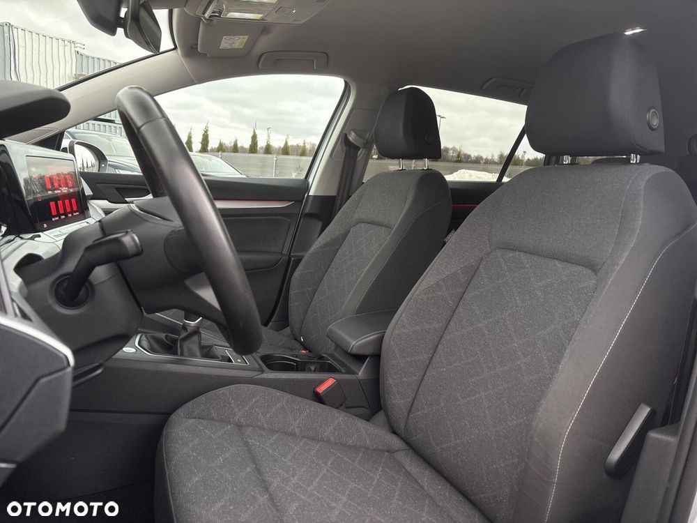 Volkswagen Golf 2.0 TDI Life - 15