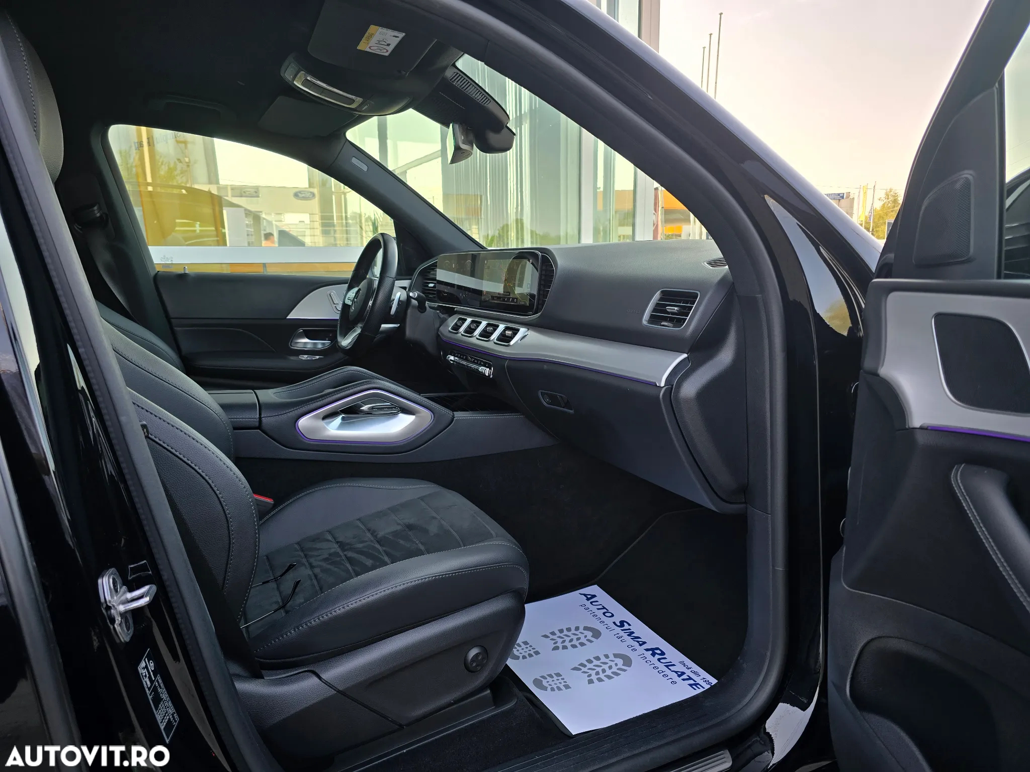 Mercedes-Benz GLE 300 d 4Matic 9G-TRONIC AMG Line - 10