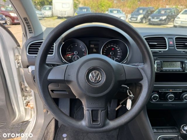 Volkswagen Golf - 14