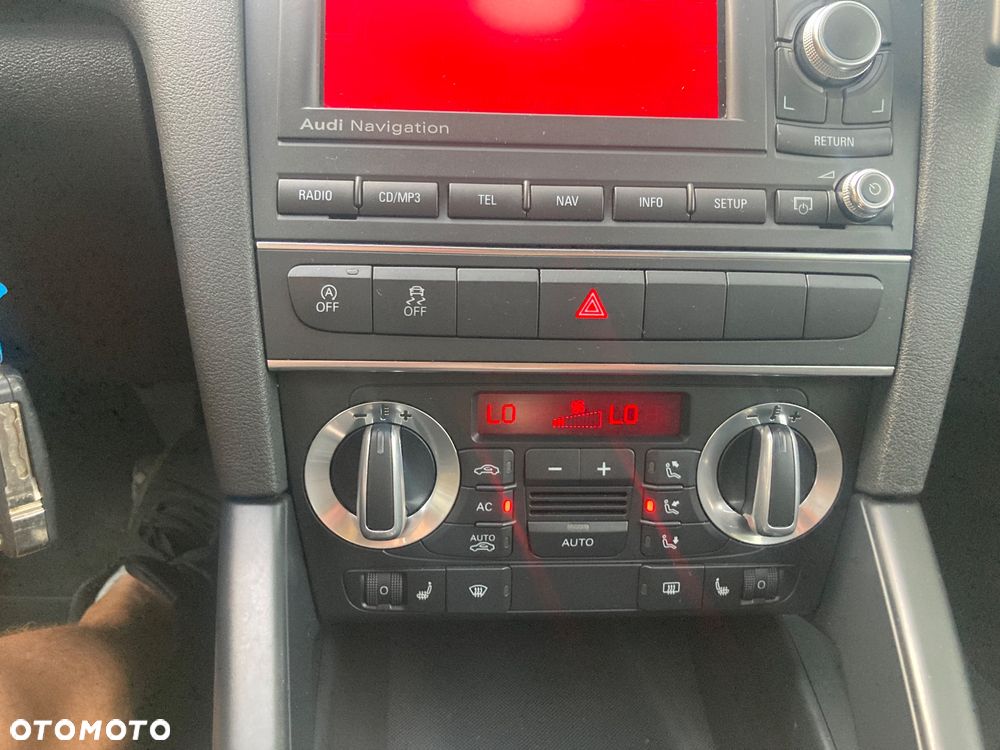 Audi A3 Sportback 1.6 TDI DPF S tronic Ambiente - 18