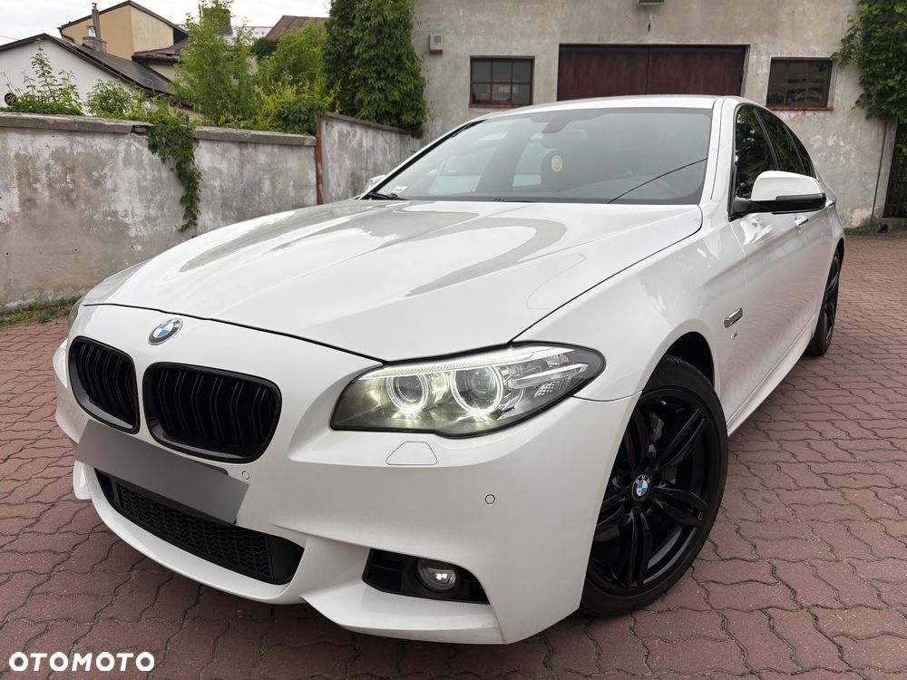 BMW Seria 5 525d xDrive - 1