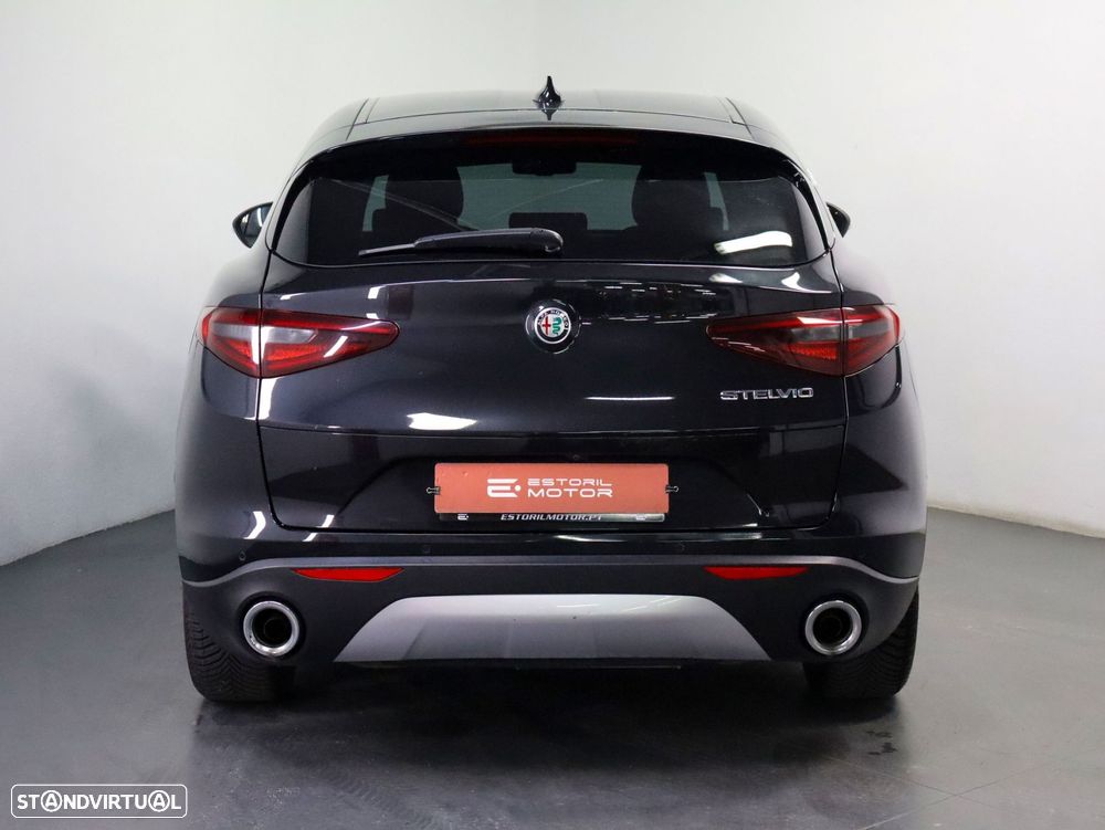 Alfa Romeo Stelvio 2.2 D Super AT8 - 5