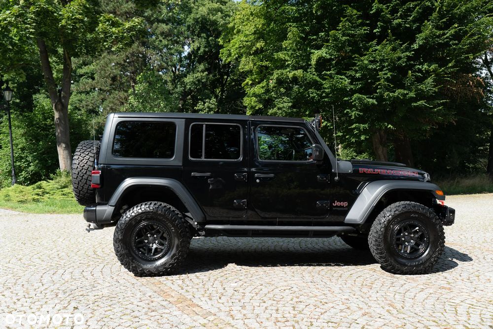 Jeep Wrangler - 10