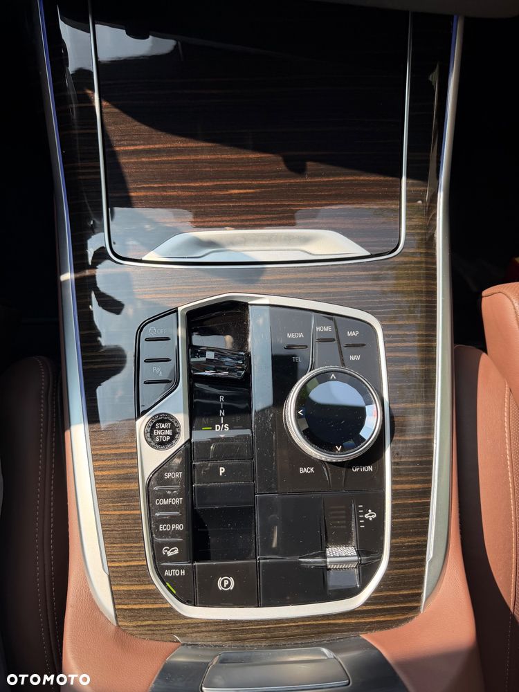 BMW X7 xDrive40d mHEV sport - 13