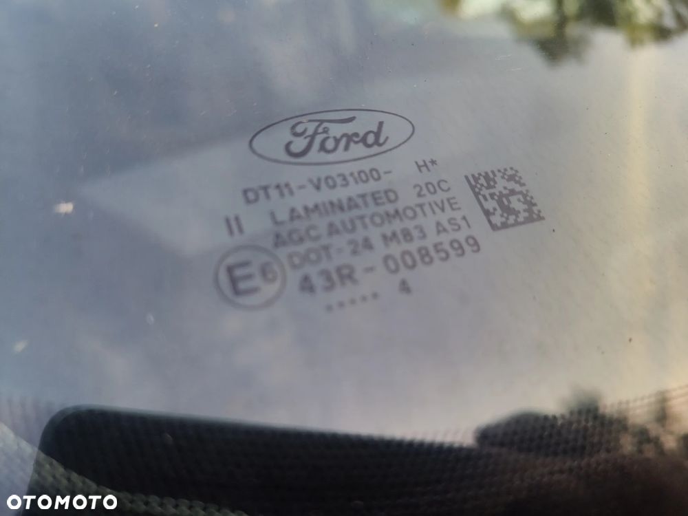Ford Tourneo Connect Grand - 26