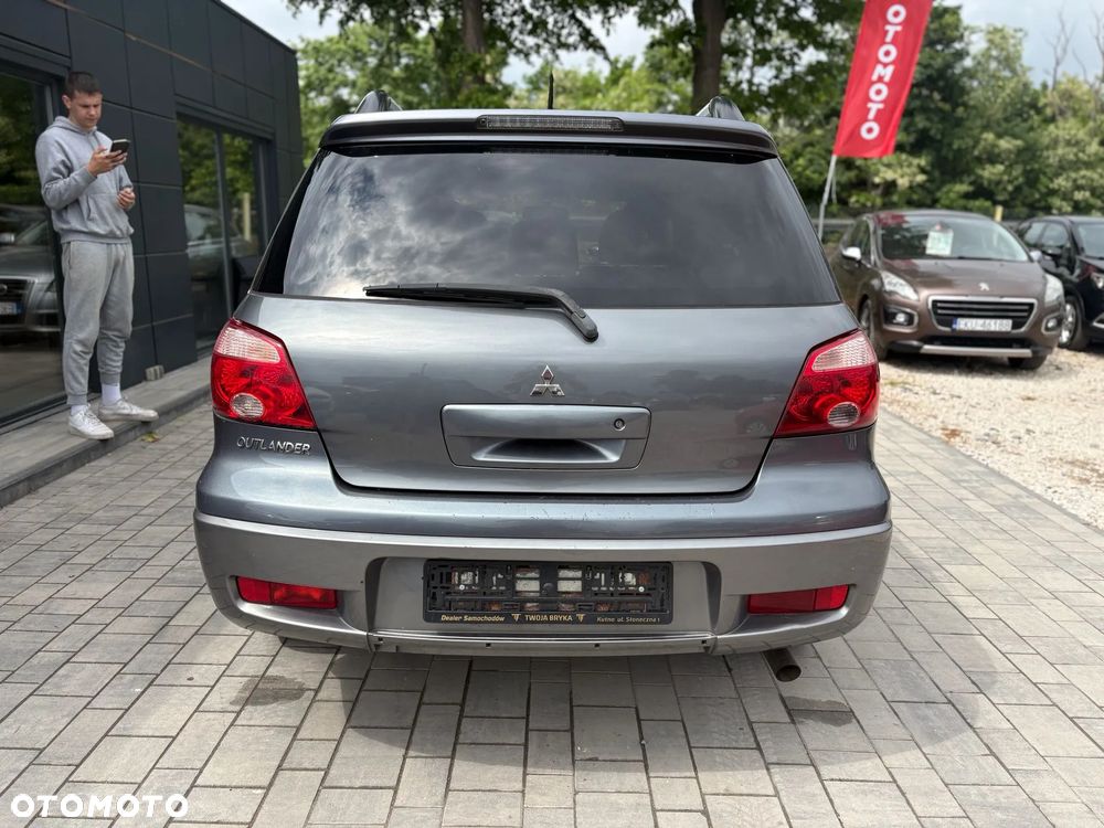 Mitsubishi Outlander 2.0 Comfort - 8