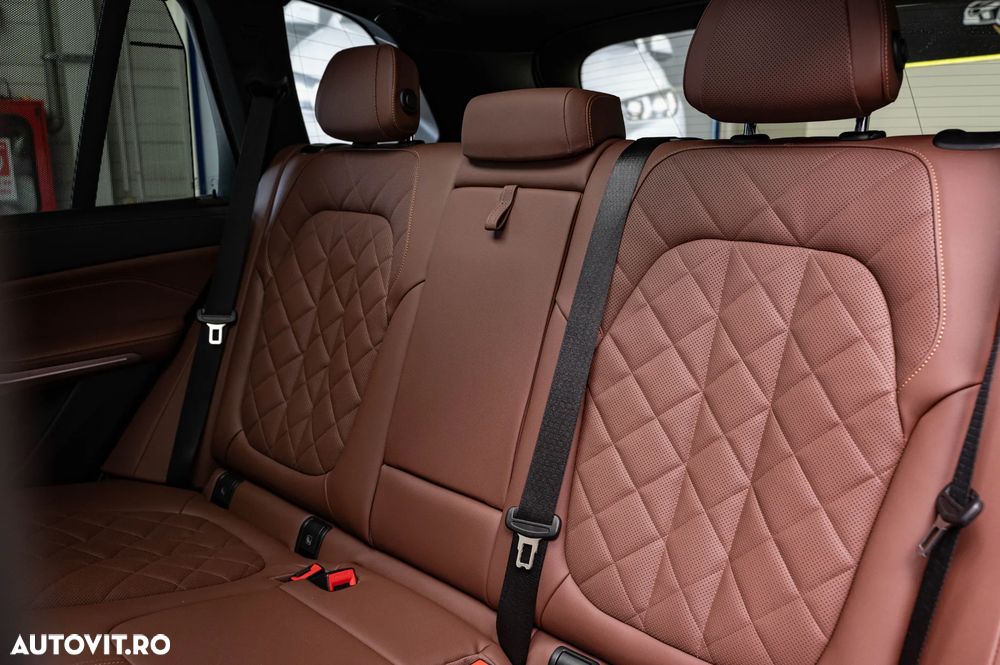 BMW X5 xDrive30d - 7