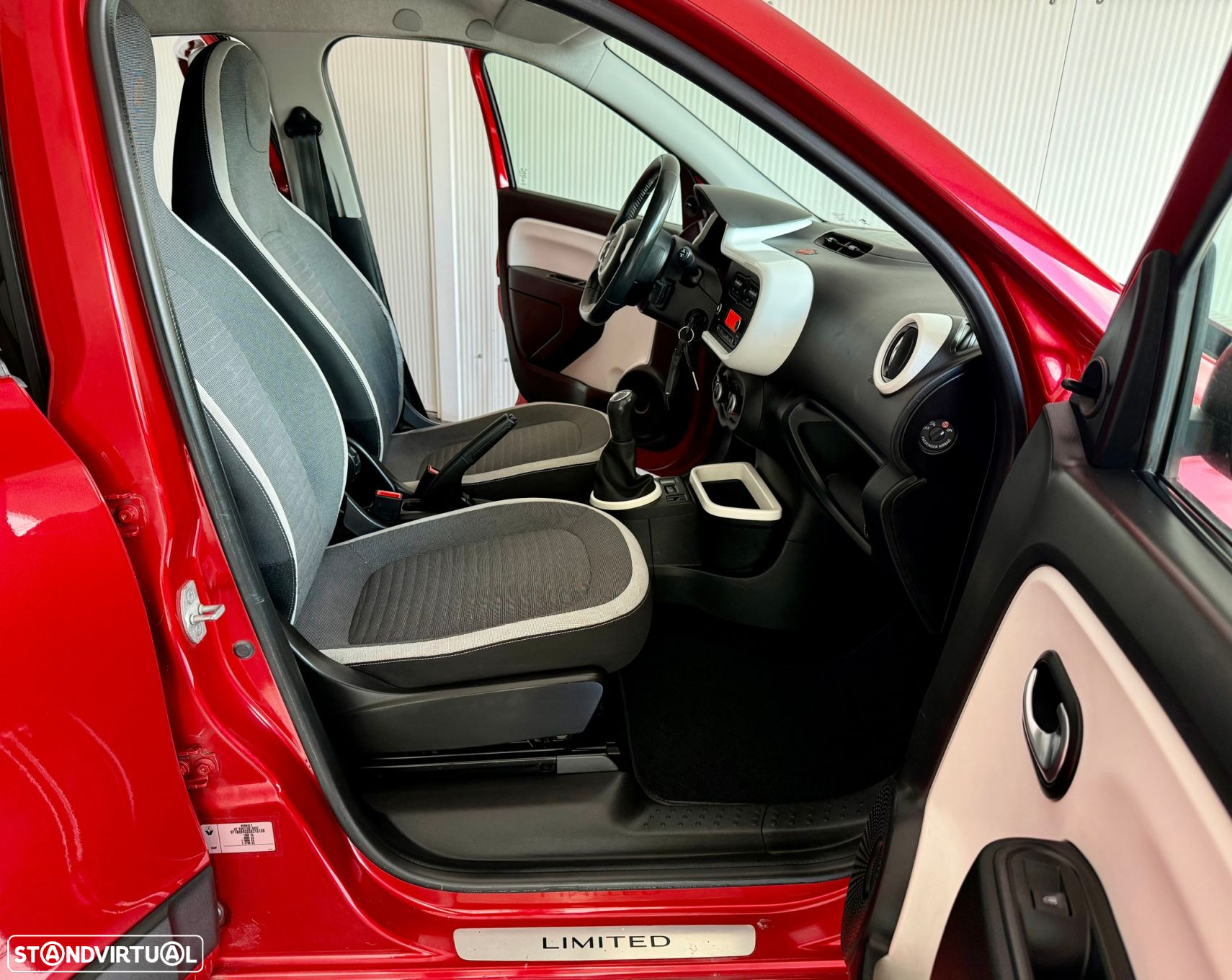 Renault Twingo 1.0 SCe Limited - 23