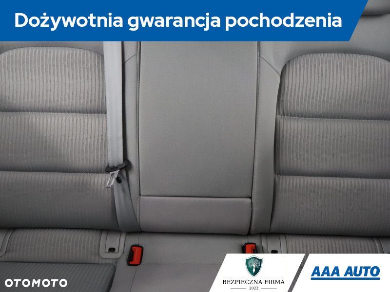 Audi A4 Limousine - 12