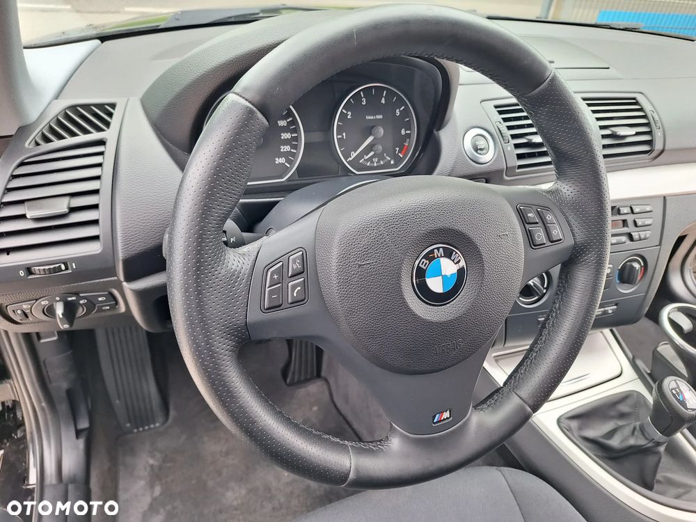 BMW Seria 1 - 21