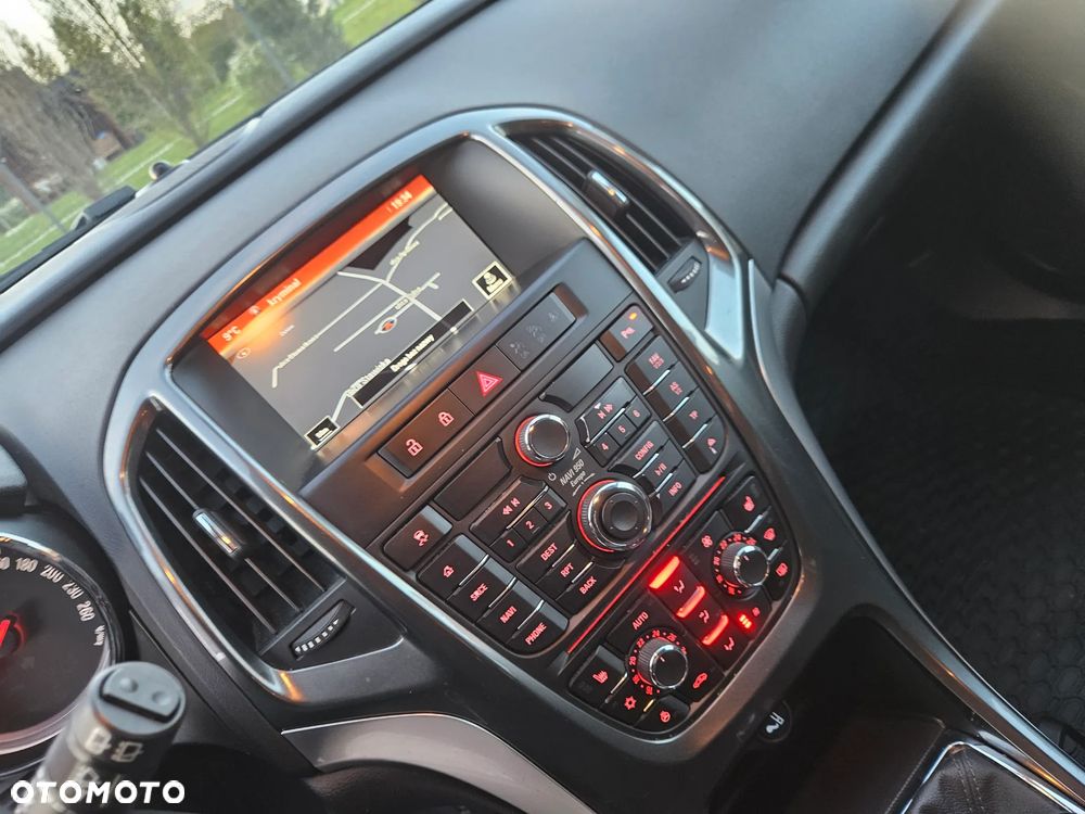 Opel Astra 1.4 T Essentia - 35