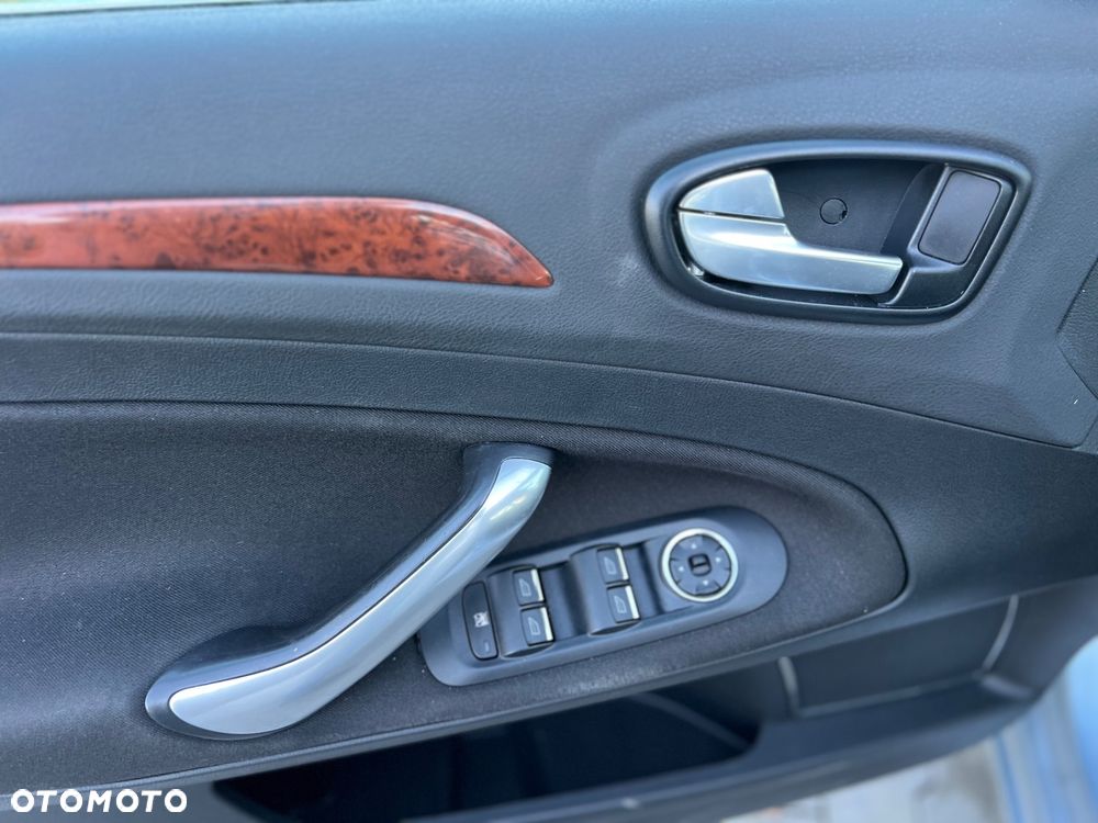Ford Mondeo - 13