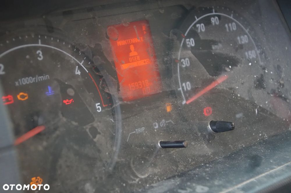 Auto na części - Renault Maxity 140 DXi 2.5 136 KM YD25K3LD 2014R Silnik Skrzynia Drzwi Lampa Szyba Lusterko Zderzak Kabina Paka Sterownik Moduł Czujnik Deska Kokpit Licznik Kierownica - 12