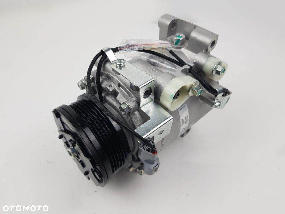 NOWY ORYGINALNY Kompresor Sprężarka klimatyzacji Mitsubishi Galant VI 89227 - 2