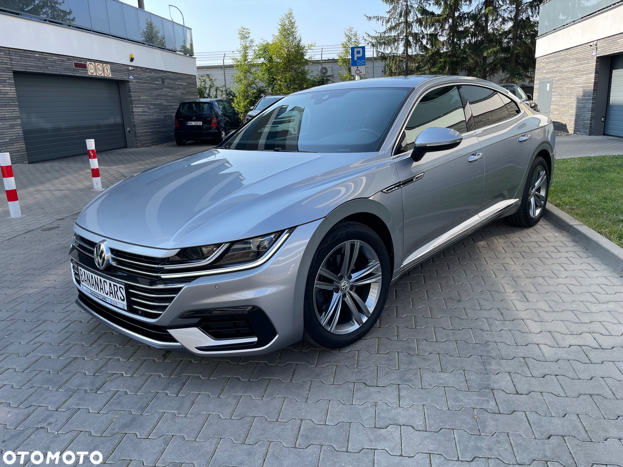 Volkswagen Arteon 2.0 TDI SCR Essence - 11