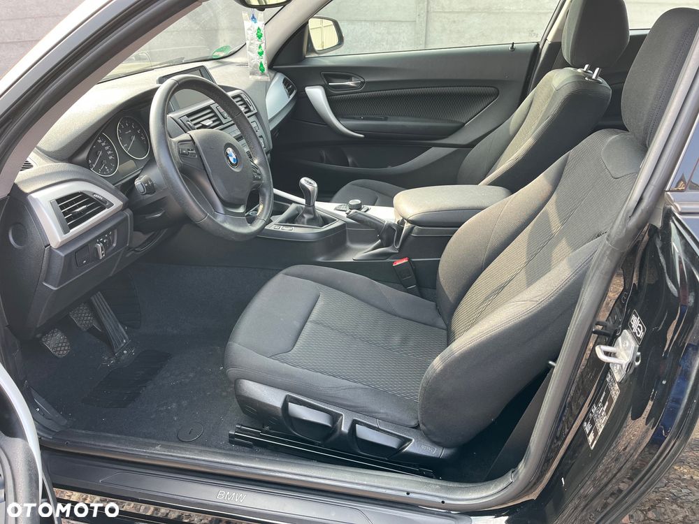 BMW Seria 1 114i - 10