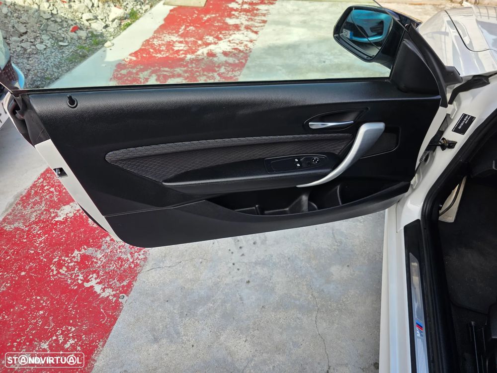 BMW 220 d Coupe Pack M Auto - 11
