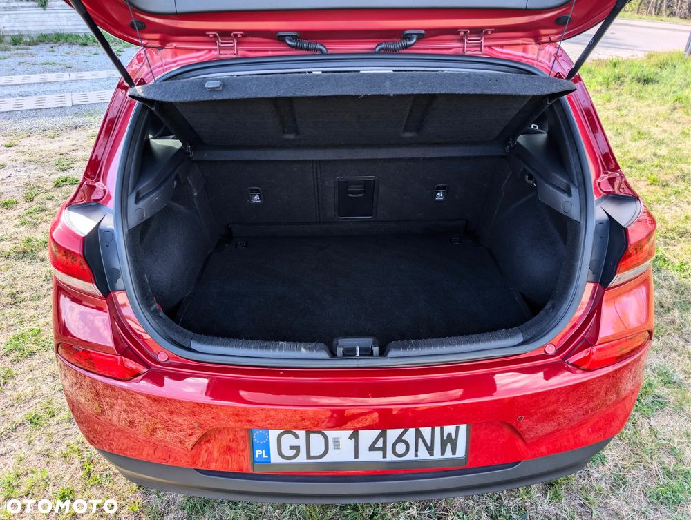 Hyundai i30 1.6 D Premium DCT - 8