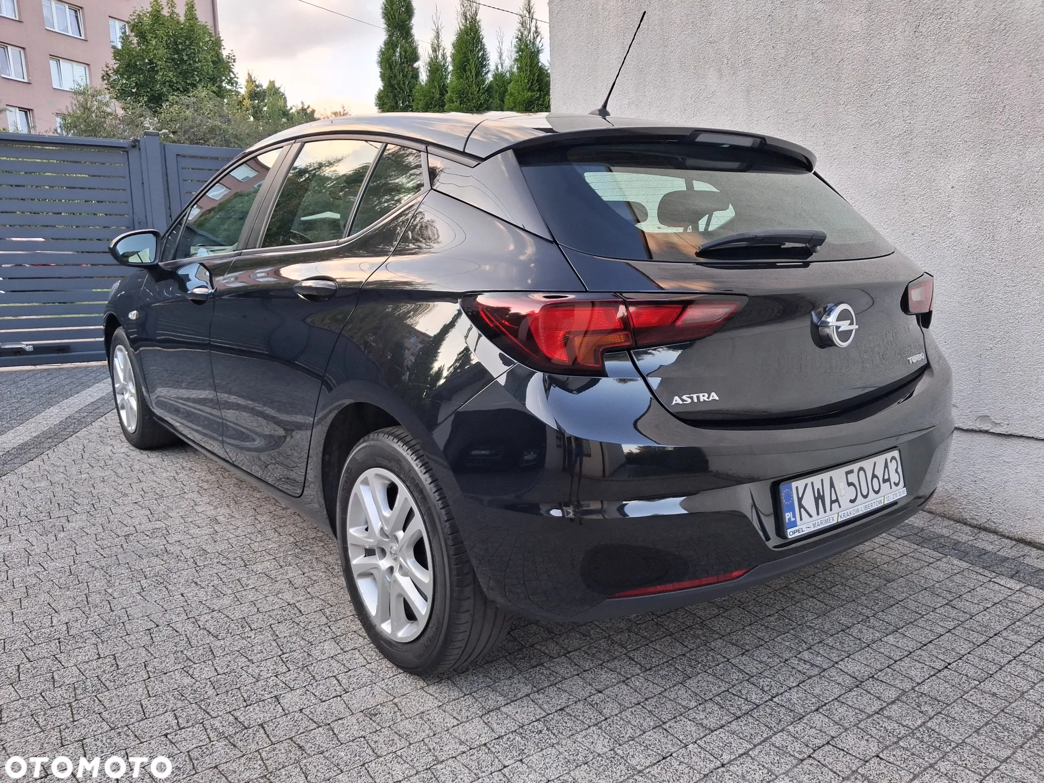 Opel Astra V 1.4 T Enjoy - 3