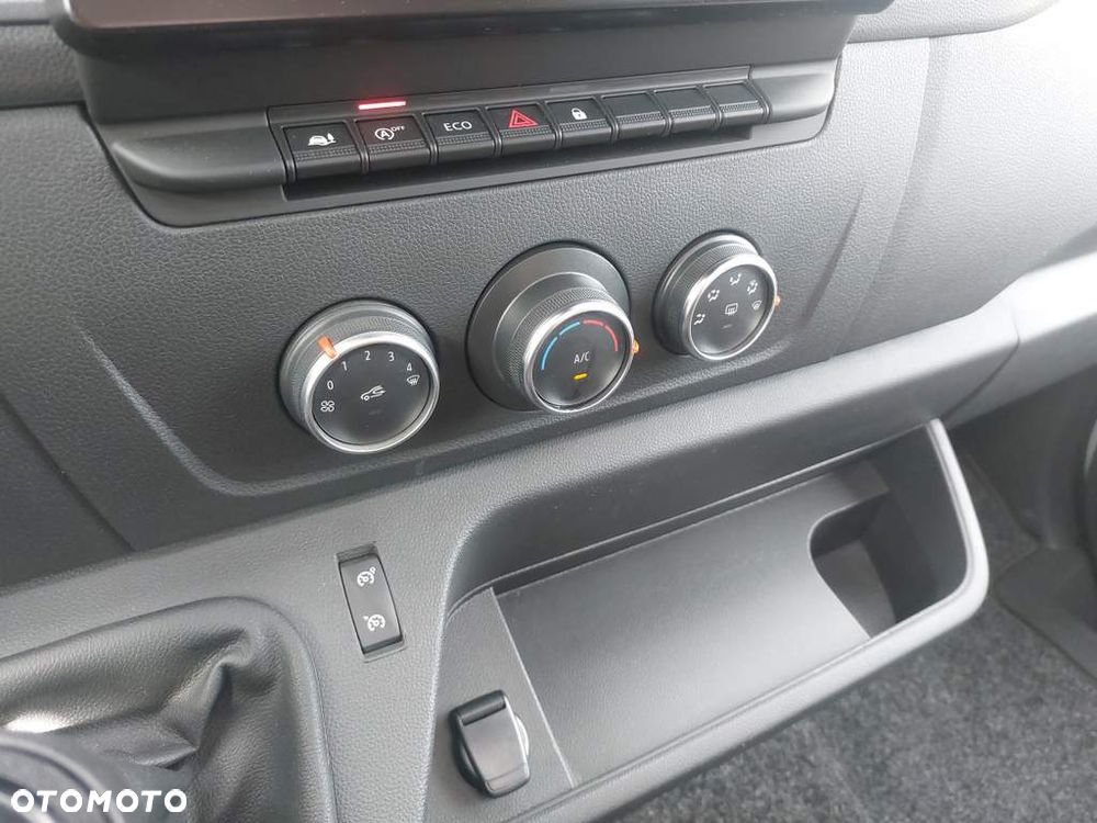 Renault Master AHORN Black Edition - 11