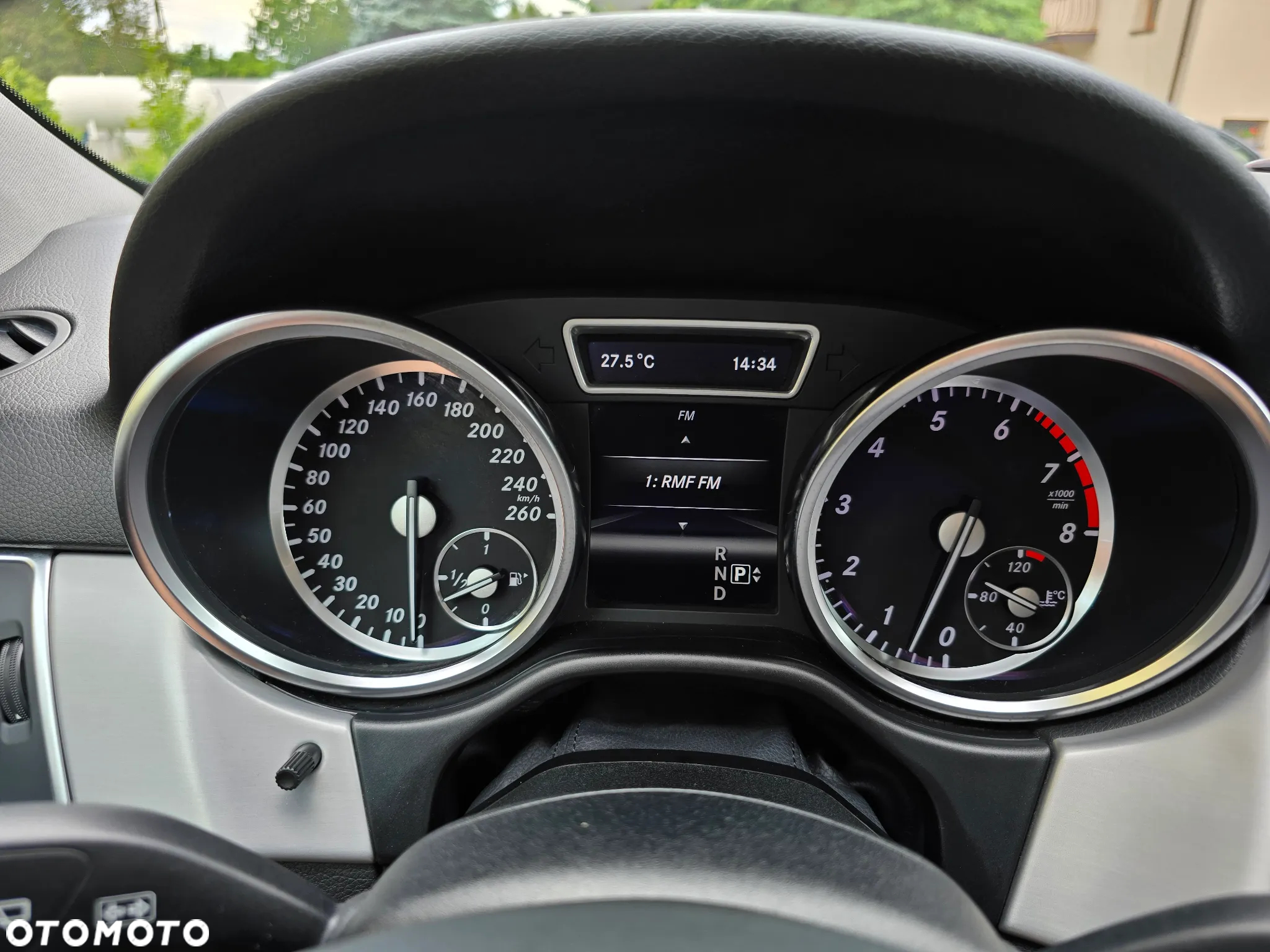 Mercedes-Benz ML 350 4MATIC (BlueEFFICIENCY) 7G-TRONIC - 36