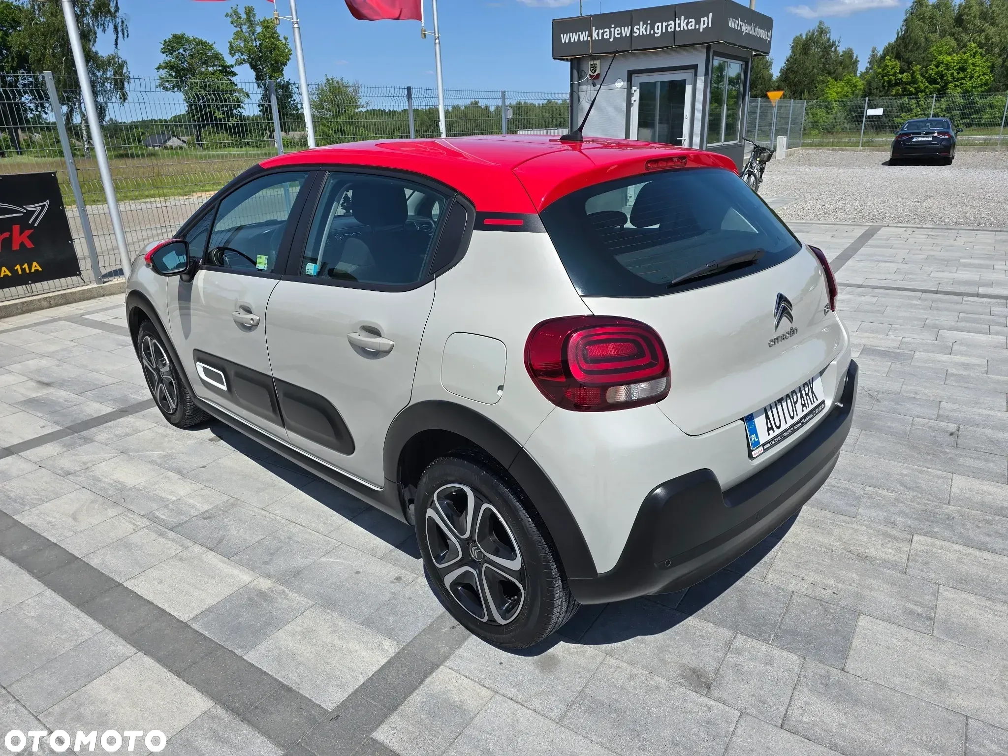 Citroën C3 1.2 PureTech Shine - 30