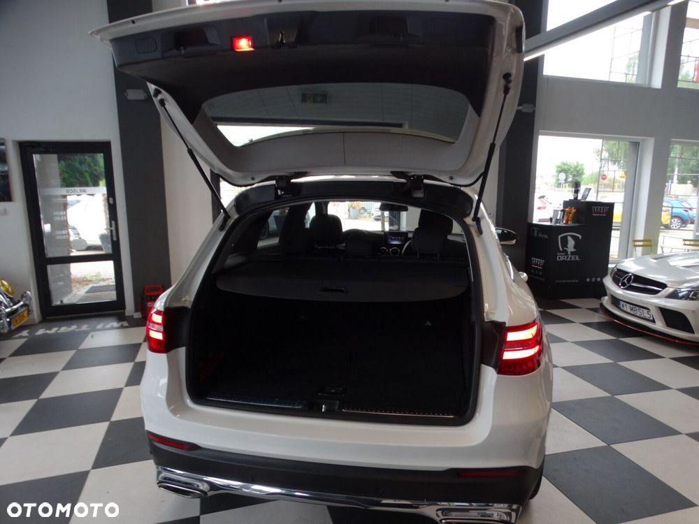 Mercedes-Benz GLC - 25
