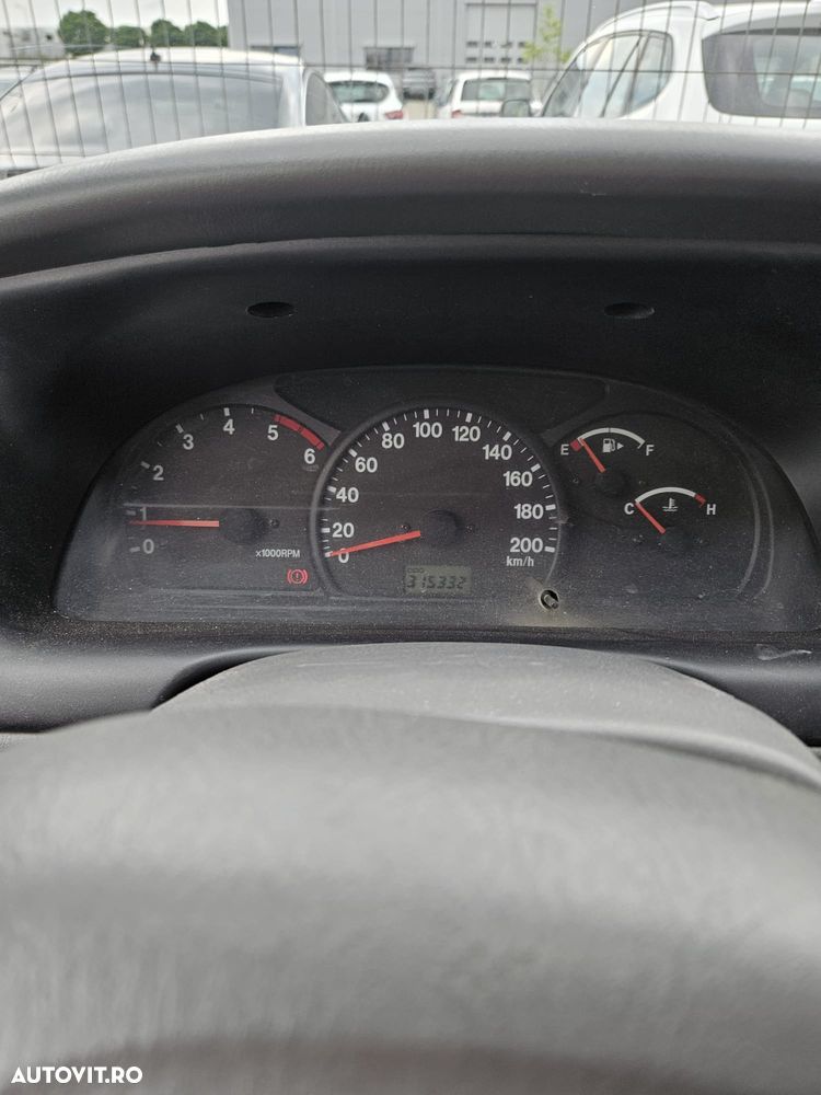 Suzuki Grand Vitara 2.0 TD - 8