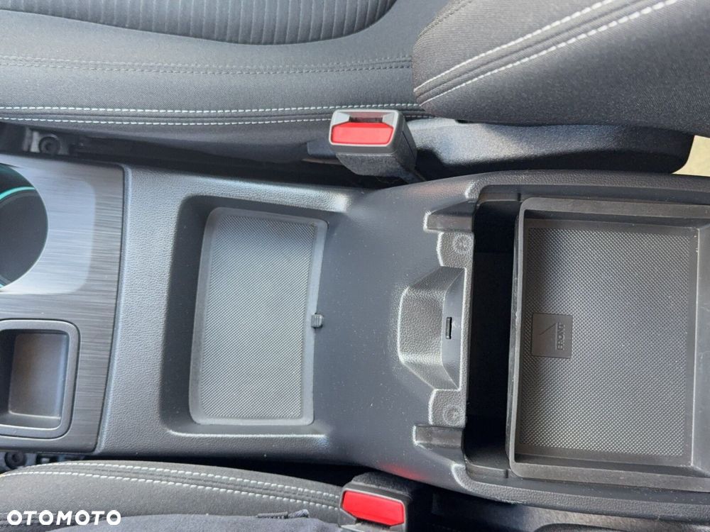 Ford Focus 1.0 EcoBoost Titanium - 23