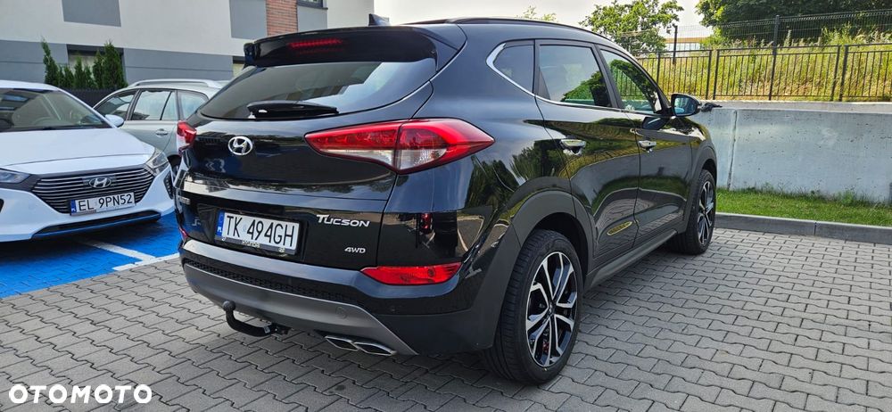 Hyundai Tucson blue 2.0 CRDi 4WD Premium - 24