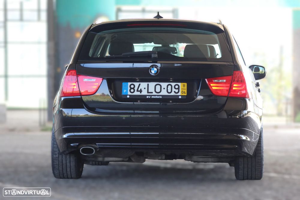 BMW 318 d Line Sport - 14