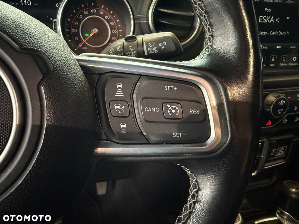 Jeep Wrangler - 32
